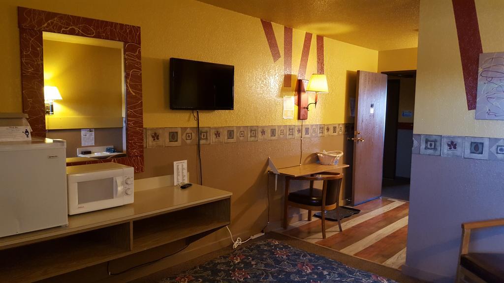 Earth Inn Motel - Jackson المظهر الخارجي الصورة